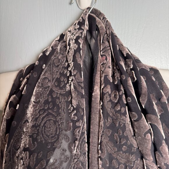 Vintage Burnout Velvet Scarf Grey Black Witchy Whimsigoth 90s Elegant Square - Picture 2 of 5